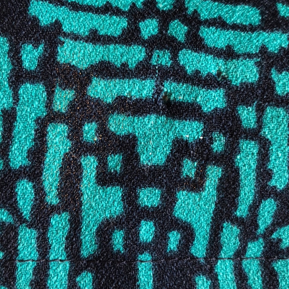 Patterned Long Sleeve Mini Dress - Picture 6 of 6
